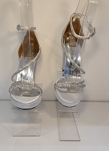 Diğer 11CM TOPUKLU PLATFORM ABİYE AYAKKABI