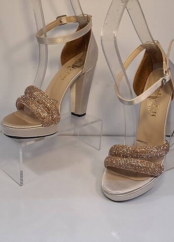 universal Beden 11CM TOPUKLU PLATFORM ABİYE AYAKKABI