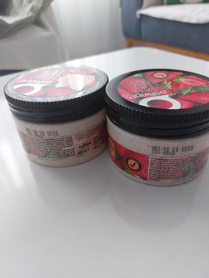 Çilek Aromalı Yüz ve Vücut Peelingi - Görsel 2