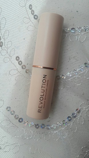 revolution stick fondöten f6
