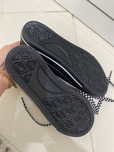 36 Beden siyah Renk DeeZee converse