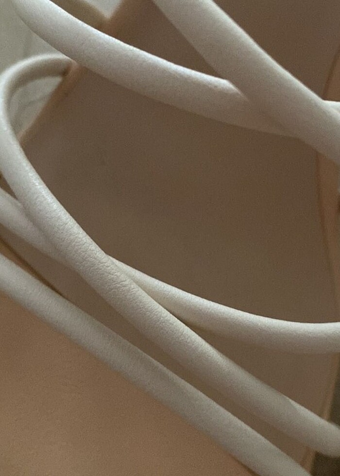 Stradivarius topuklu sandalet - Görsel 4