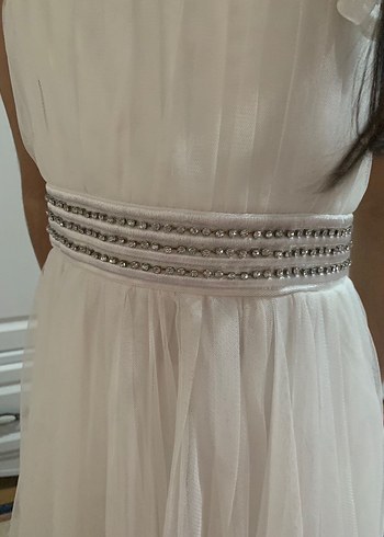 Beyaz Nakışlı Klasik Kız Çocuk Elbisesi - Görsel 6