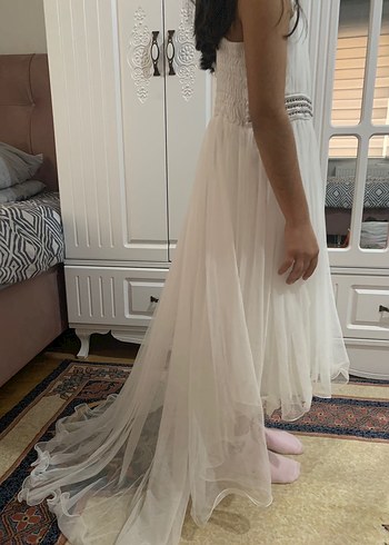 Beyaz Nakışlı Klasik Kız Çocuk Elbisesi - Görsel 3