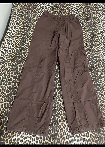 Urban Outfitters paraşüt kargo pantolon