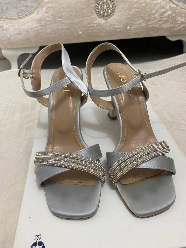 Gri  Blok Topuklu Kadın Ayakkabı - Görsel 3