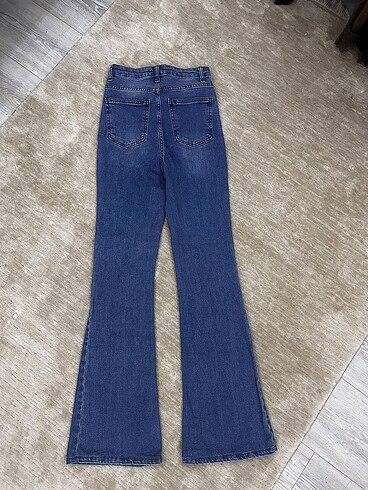 Trendyol & Milla TRENDYOL MİLLA İSPANYOL PAÇA JEAN