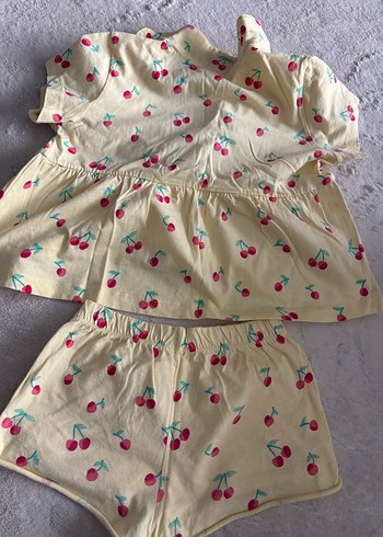 Sarı Kiraz Desenli Kısa Kollu çocuk pijama - Görsel 4