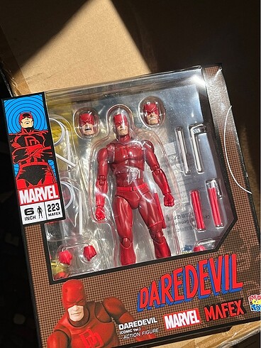  Beden MAFEX No.223 Daredevil Comic Figür