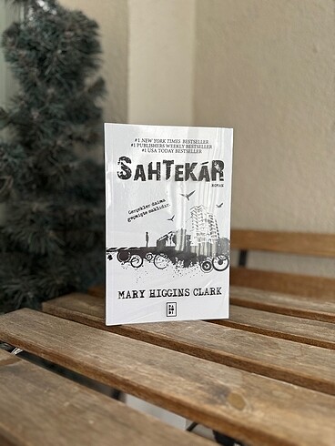 Mary Higgins Clark-Sahtekar
