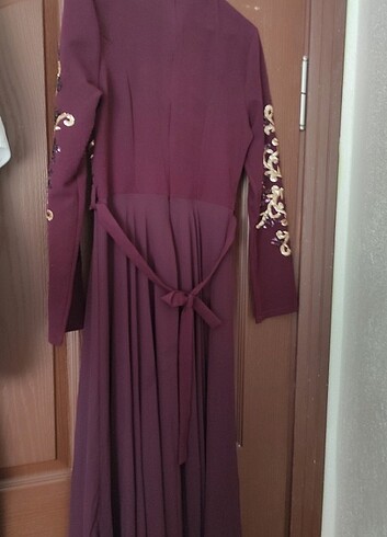38 Beden Mor Elbise
