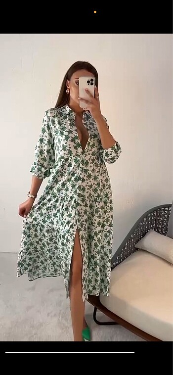 Zara Düğmeli yeşil elbise çiçekli uzun bohem elbise
