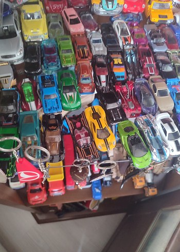  Hot Wheels arabalar