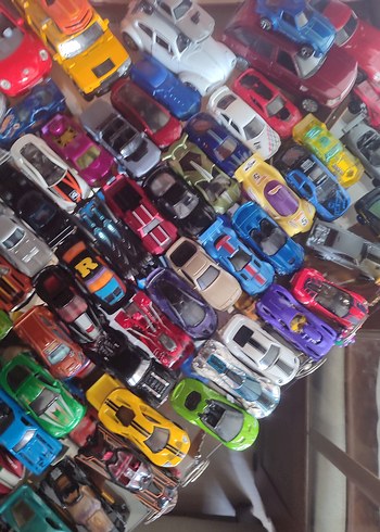  Beden Hot Wheels arabalar