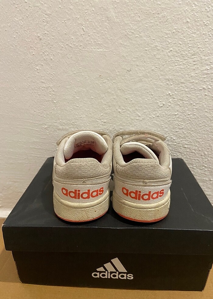 Orijinal adidas spor ayakkabı - Görsel 3