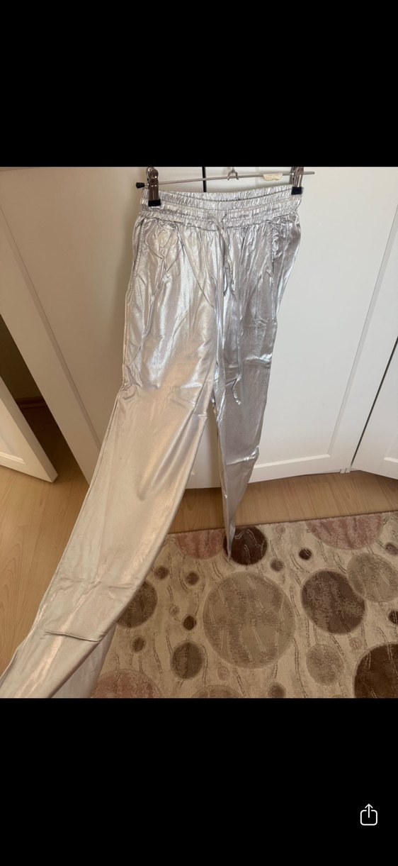 Gri Metalik Kadın Salaş Pantolon - Görsel 4