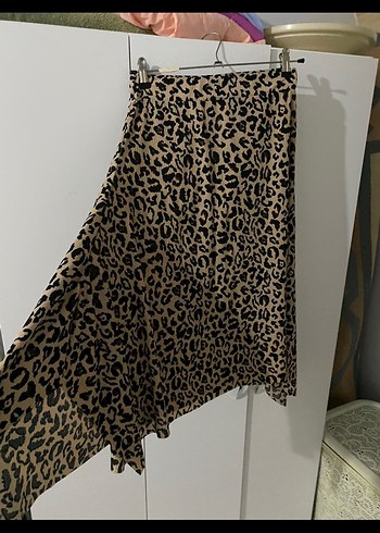 Kahverengi Leopar Desenli Midi Triko Etek - Görsel 3