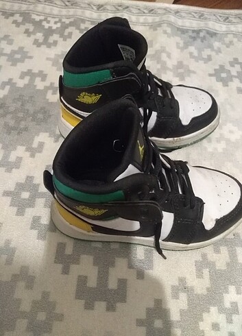 LC Waikiki Bot ..