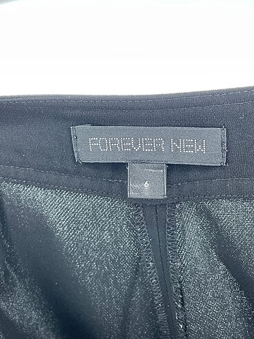 36 Beden siyah Renk Forever New Kumaş Pantolon %70 İndirimli.