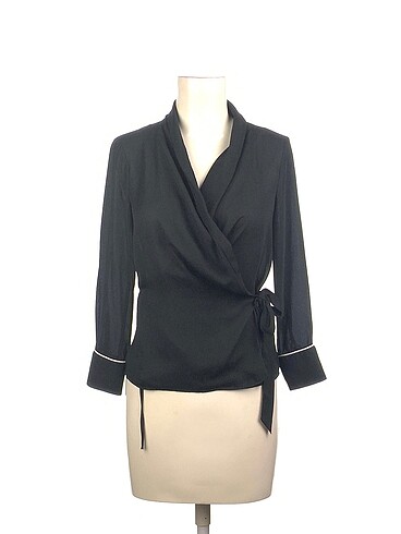 Zara Bluz %70 İndirimli.