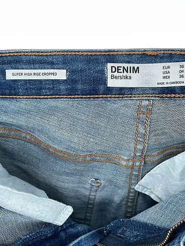 36 Beden çeşitli Renk Bershka Jean / Kot %70 İndirimli.