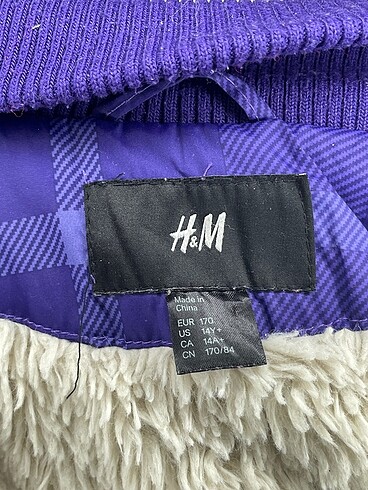 m Beden çeşitli Renk H&M Mont %70 İndirimli.