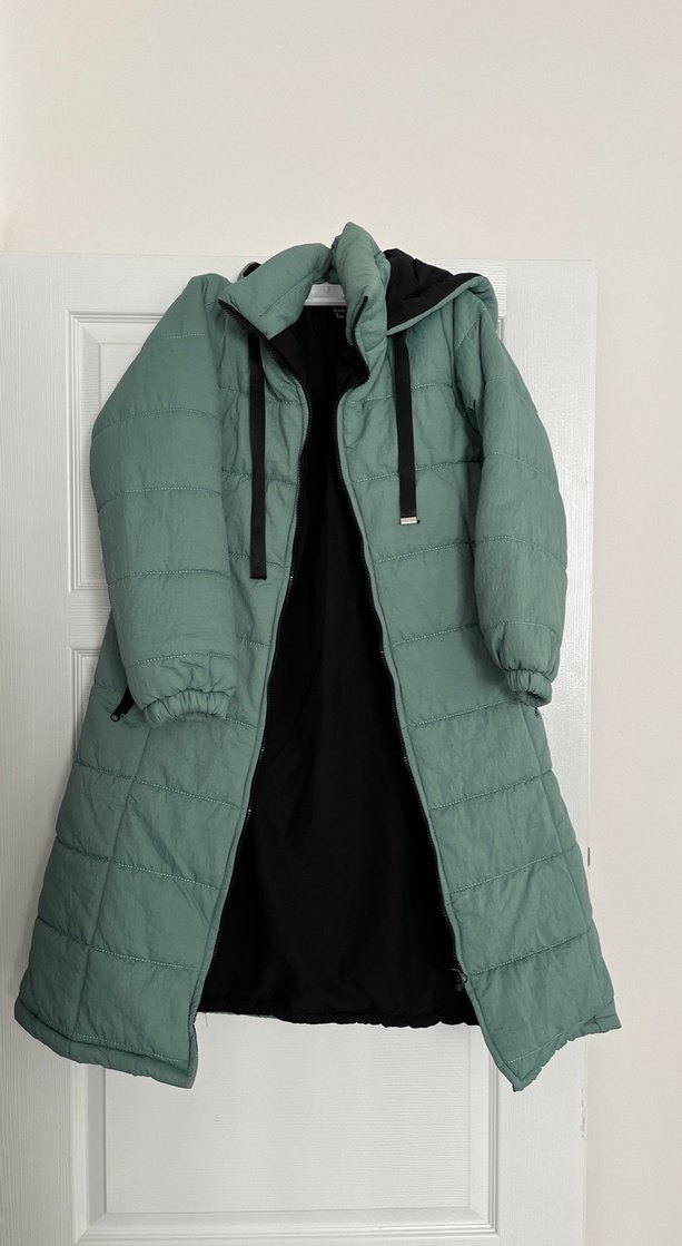 Uzun Yeşil Kadın Kışlık Ceket - Görsel 2