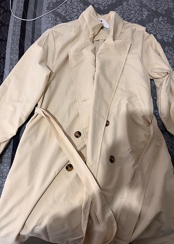 Cep Detaylı Beyaz Midi Trençkot - Görsel 2