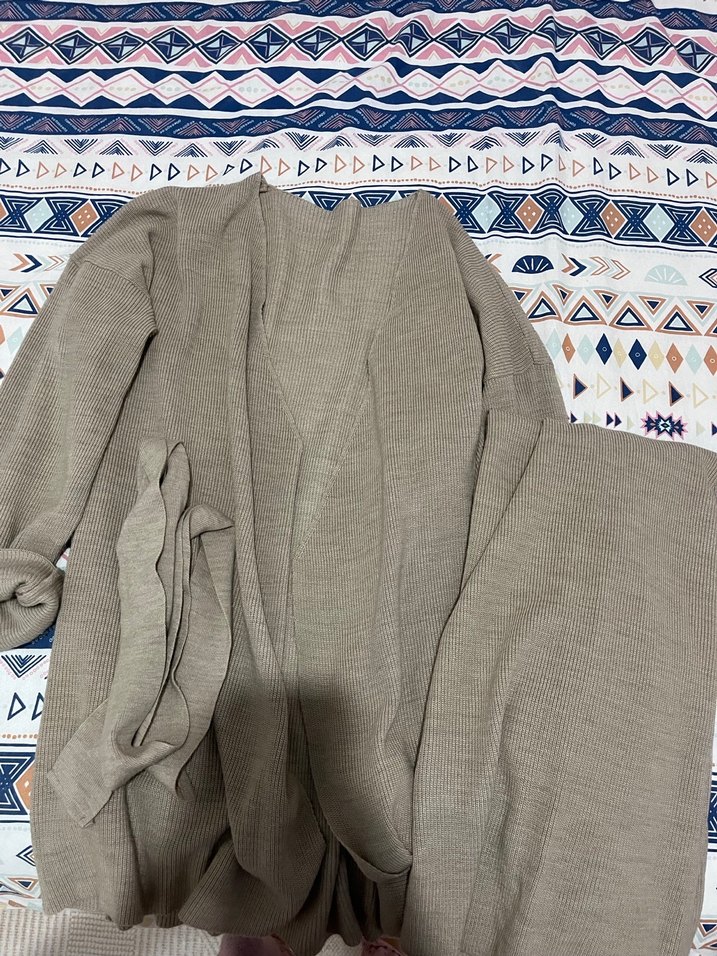 Bej Kemerli Uzun Kollu Kadın Takım - Görsel 2