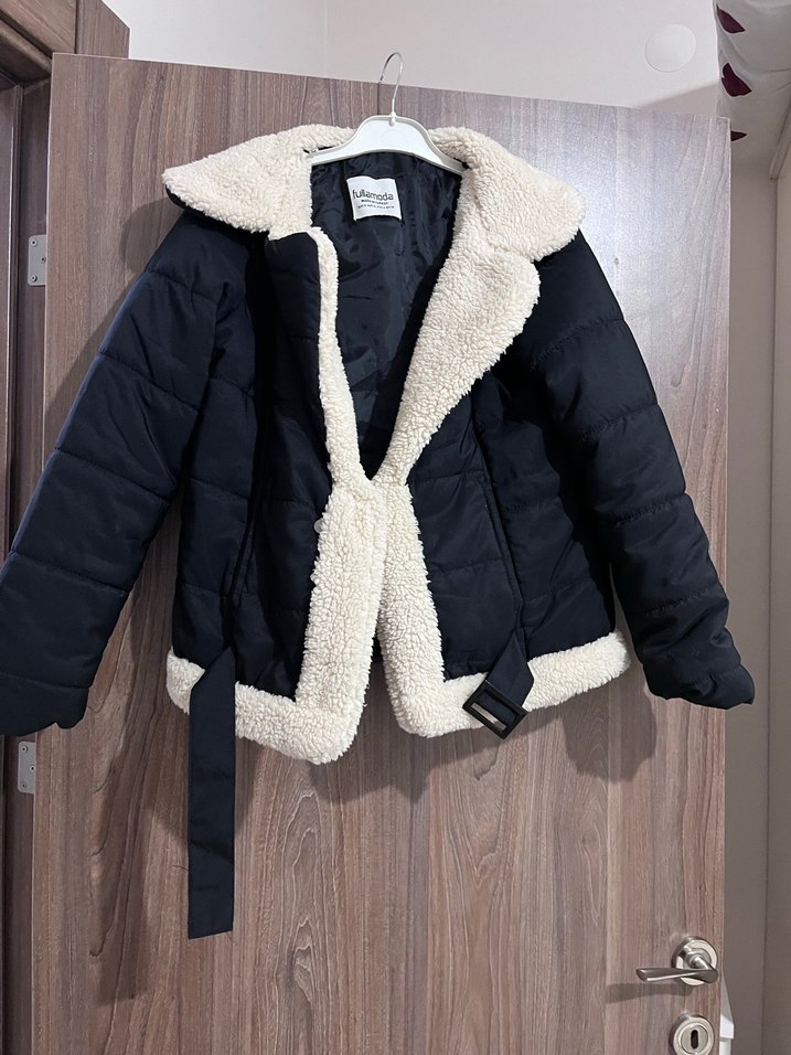 Kürklü Siyah Kısa Kadın Kışlık Ceket - Görsel 2