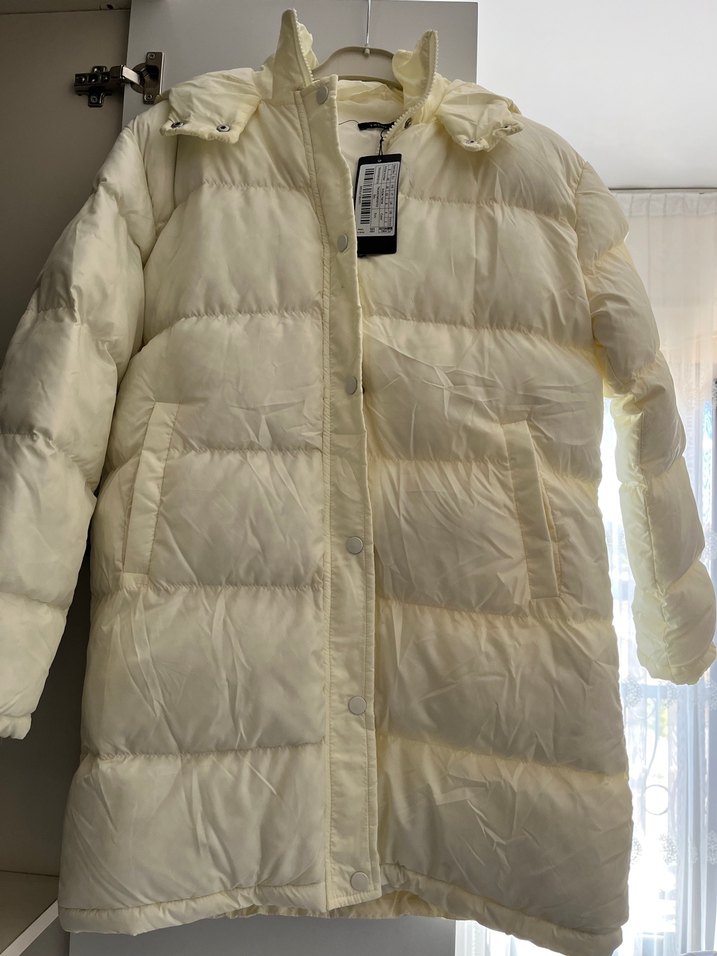 Beyaz Kadın Kışlık Mont - Görsel 2