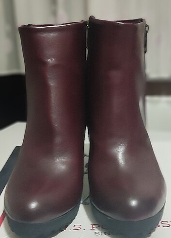 38 Beden bordo Renk Bayan bot SIFIR GİYİLMEDİ