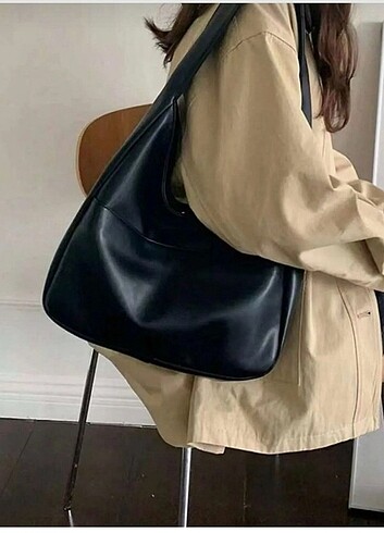 (butik üründür) Siyah Büyük Boy Suni Deri Şık Çanta