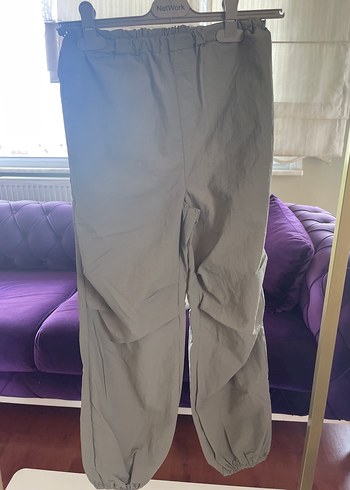 Primark Haki Paraşüt kumaş 12-13 yaş Pilili Rahat Pantolon