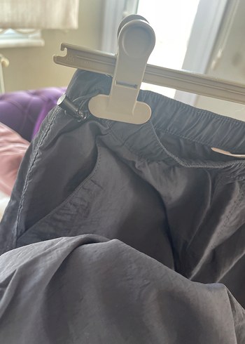 H&M Siyah H&M Drapeli 12-13 yaş paraşüt kumaş Spor Pantolon