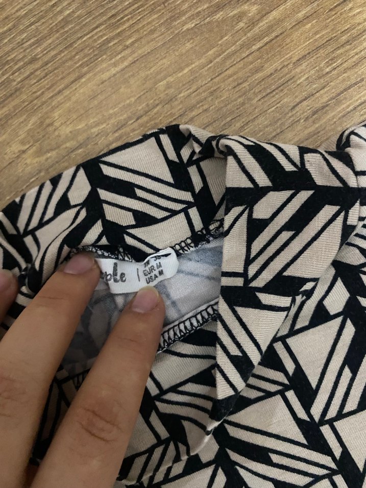 Uzun Kollu, Yüksek Yakalı Zebra Desenli Triko Bluz - Görsel 2