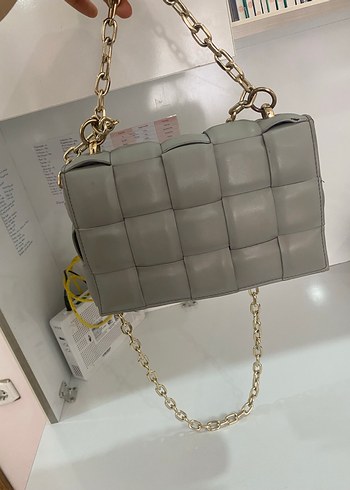 Gri Deri Zincir Detaylı Kadın Çanta - Görsel 2