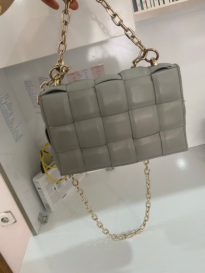 Gri Deri Zincir Detaylı Kadın Çanta - Görsel 2