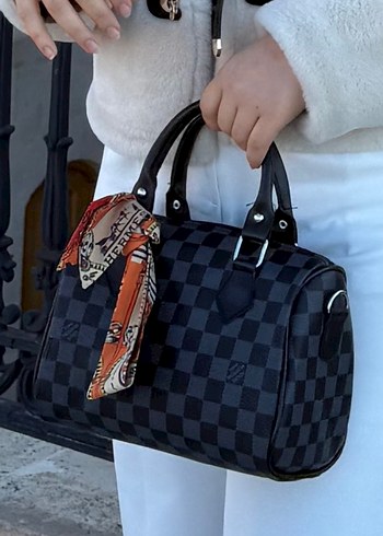 Siyah Kareli Deri Kadın Çanta - Görsel 2