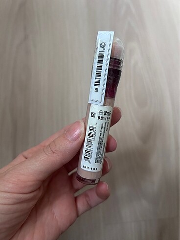 Maybelline Maybelline Anti Age Eraser Kapatıcı 00 Ivory