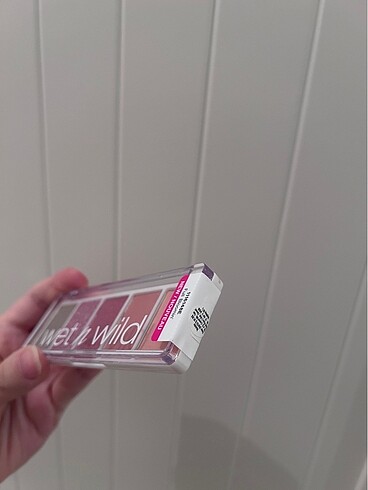 Wet n wild Wet n wild Full Bloomin' Far paleti