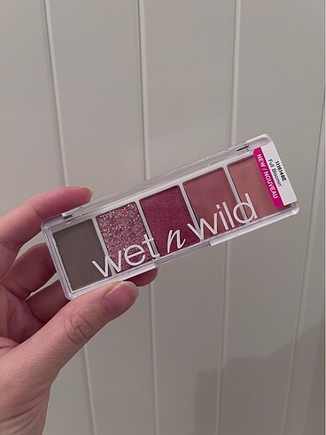 Wet n wild Full Bloomin' Far paleti