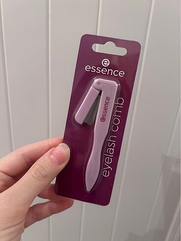 Essence Kirpik Tarağı