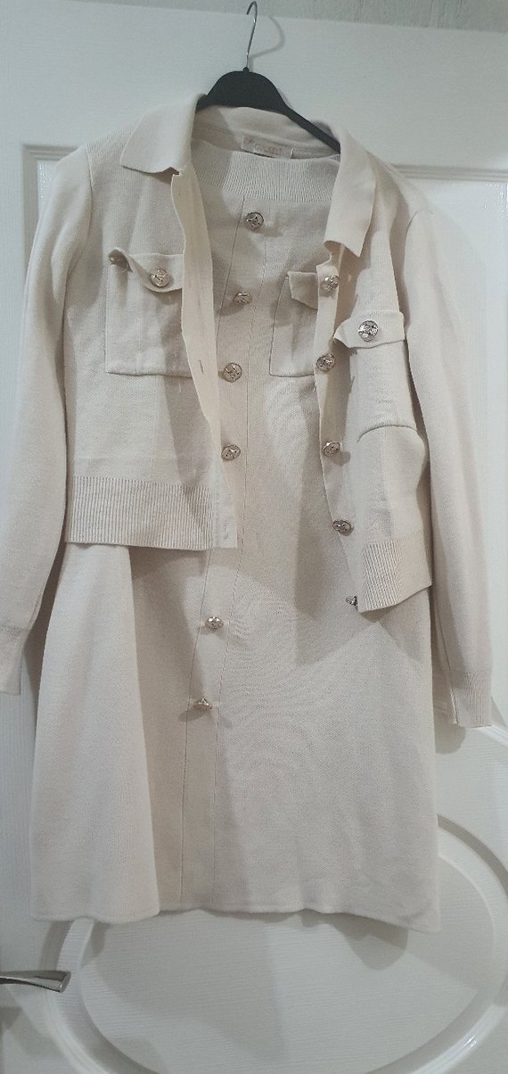 Düğmeli Beyaz Keten Kadın Takım Elbise - Görsel 2