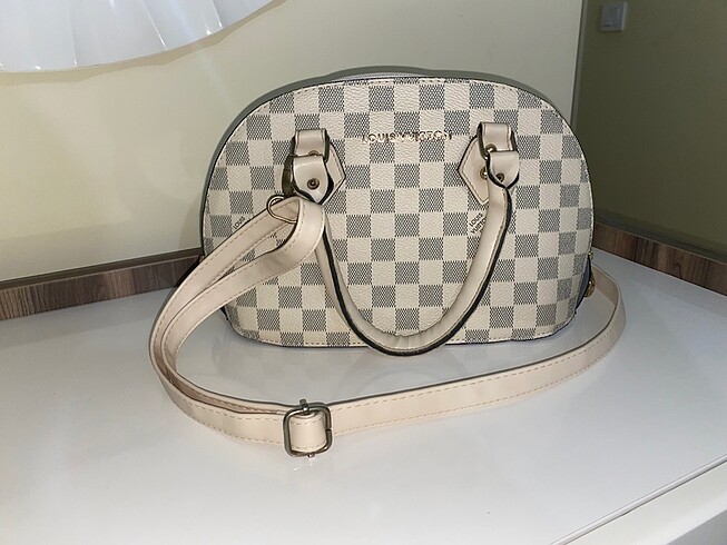 Louis vuitton çanta