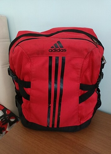 Adidas çocuk çantası 