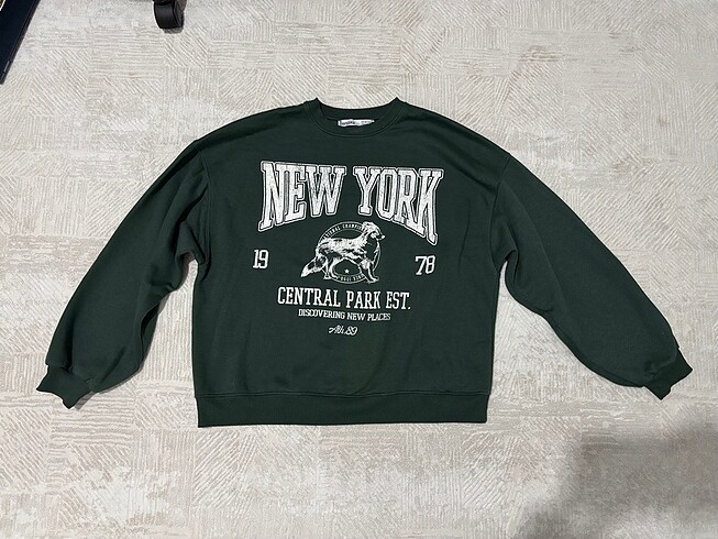 Bershka sweatshirt
