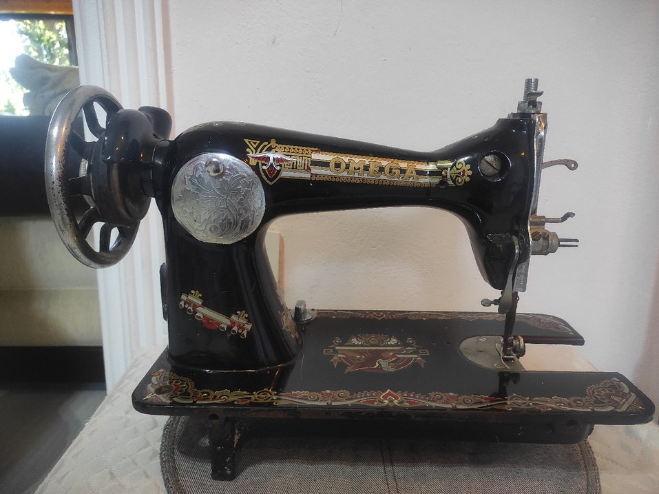 Siyah Omega Dikiş Makinesi - Görsel 3
