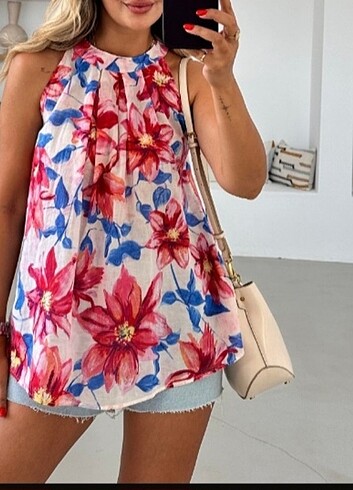 Halter yaka cicek desenli bluz
