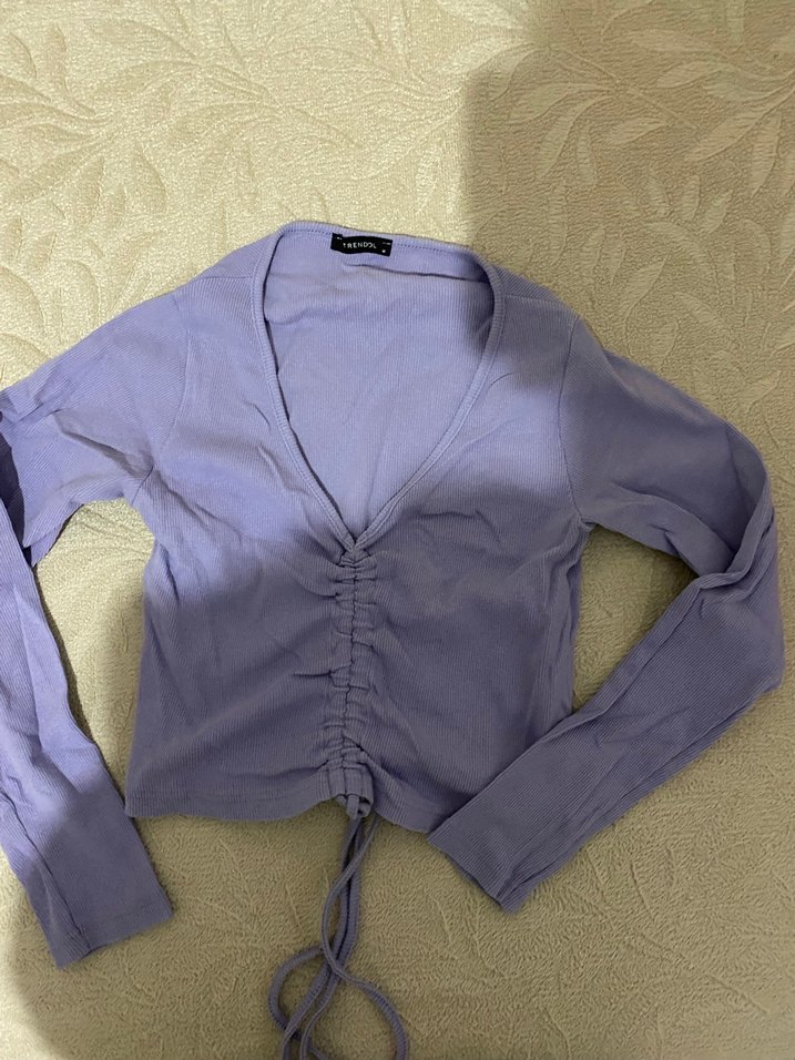 Kadın crop top - Görsel 2